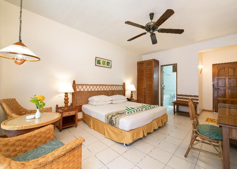Fihalhohi Maldives Resort Guraidhoo (Kaafu Atoll)