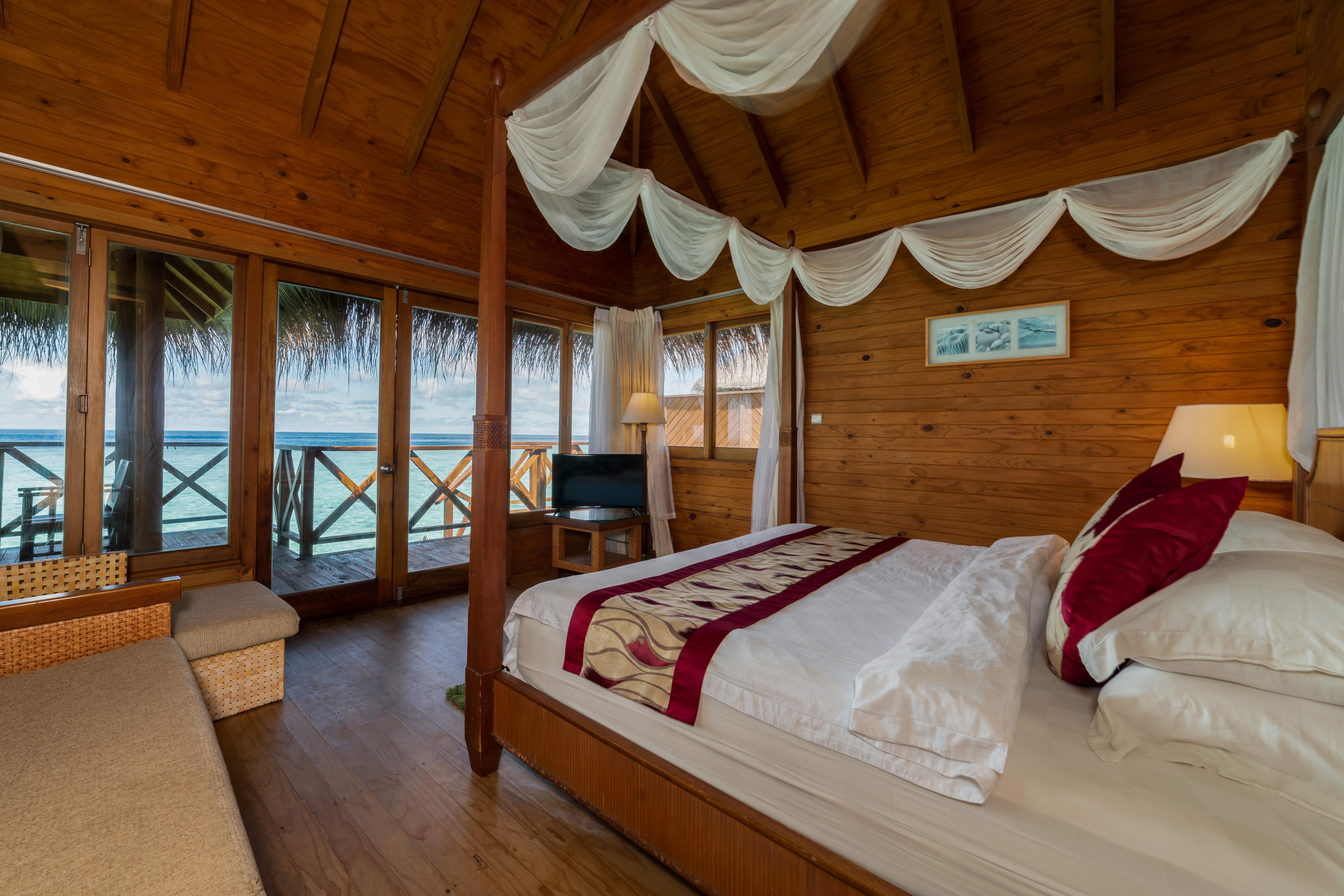 Fihalhohi Maldives 4*