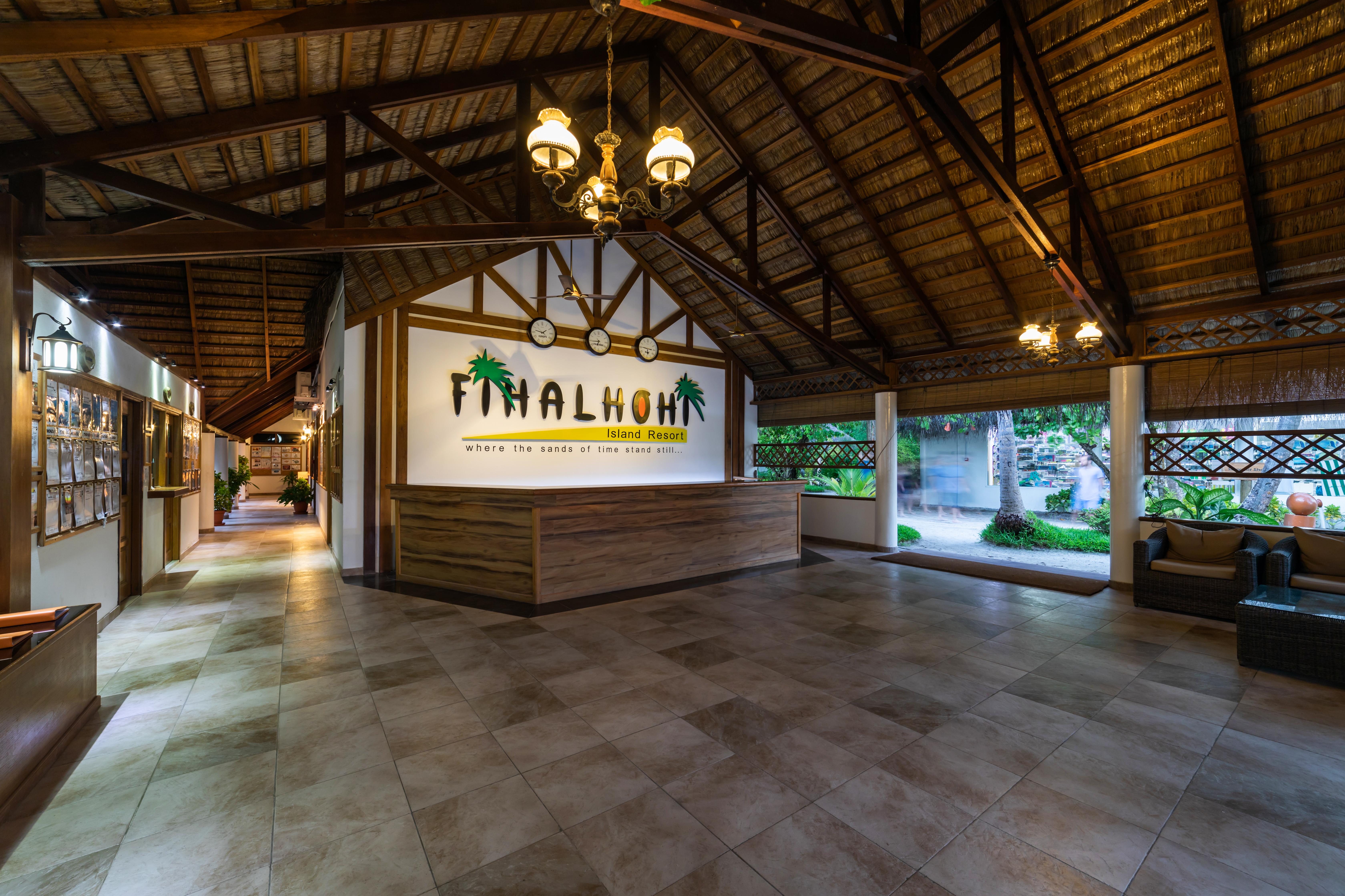 Fihalhohi Maldives Resort 4*