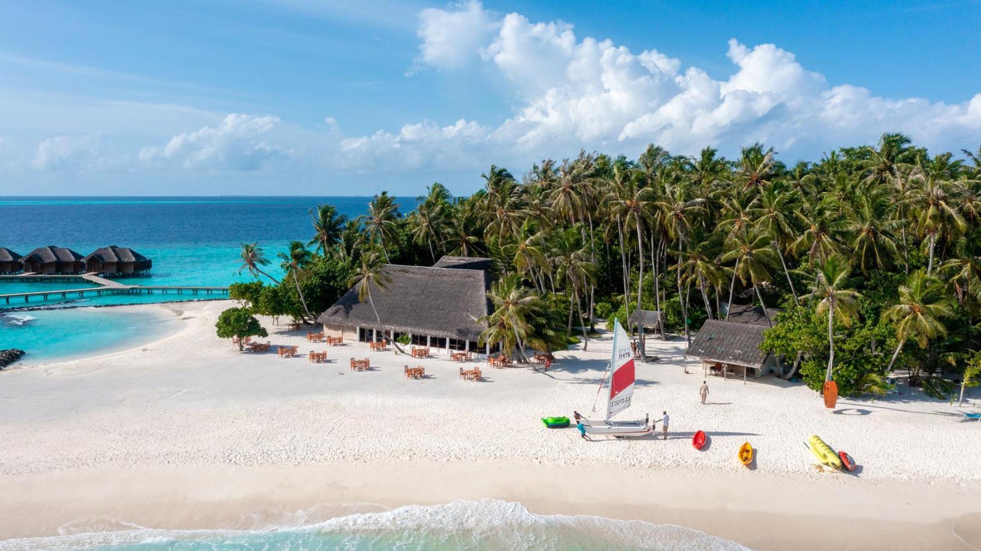 Курортный комплекс Fihalhohi Maldives