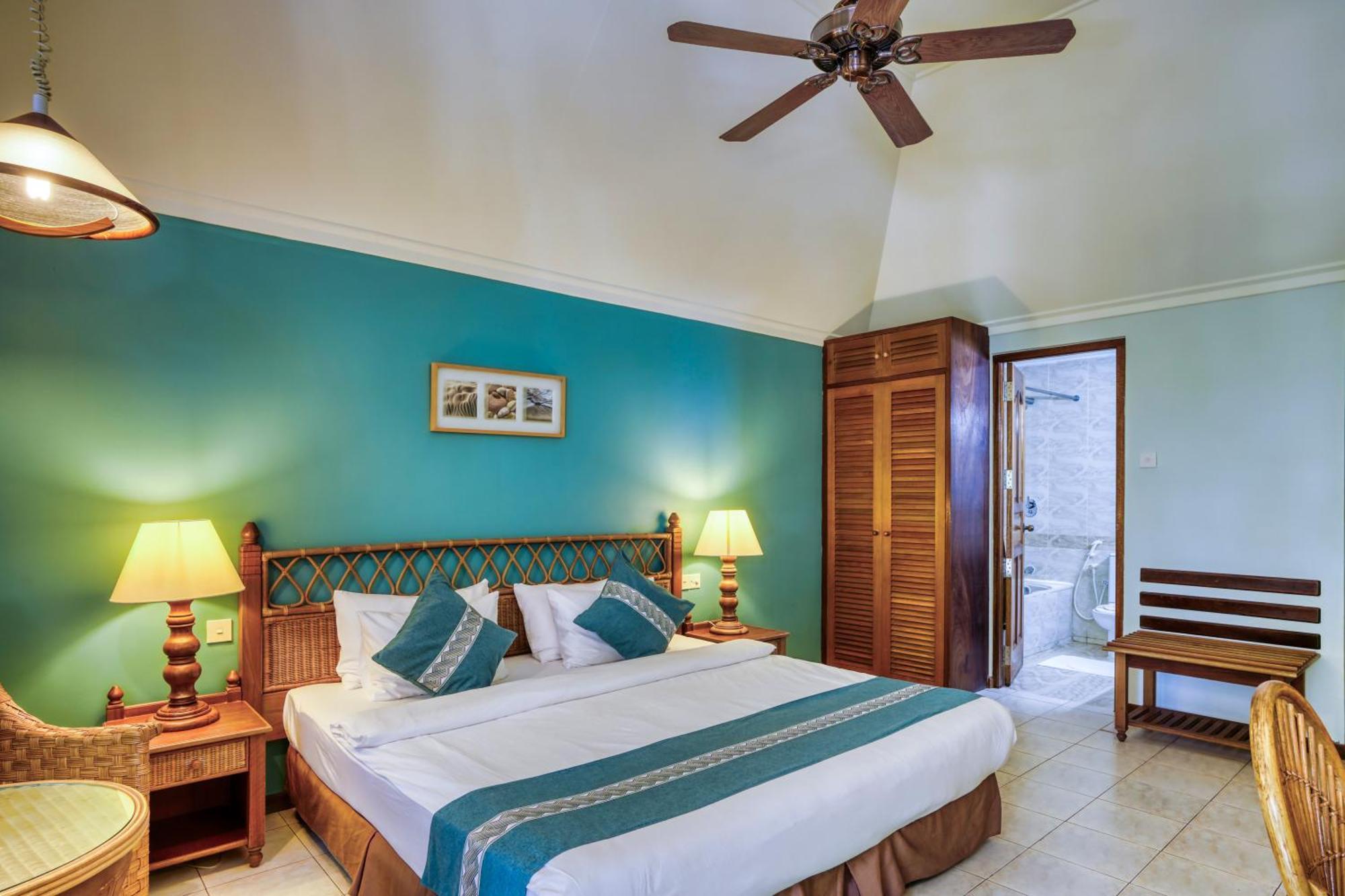 Fihalhohi Maldives Resort