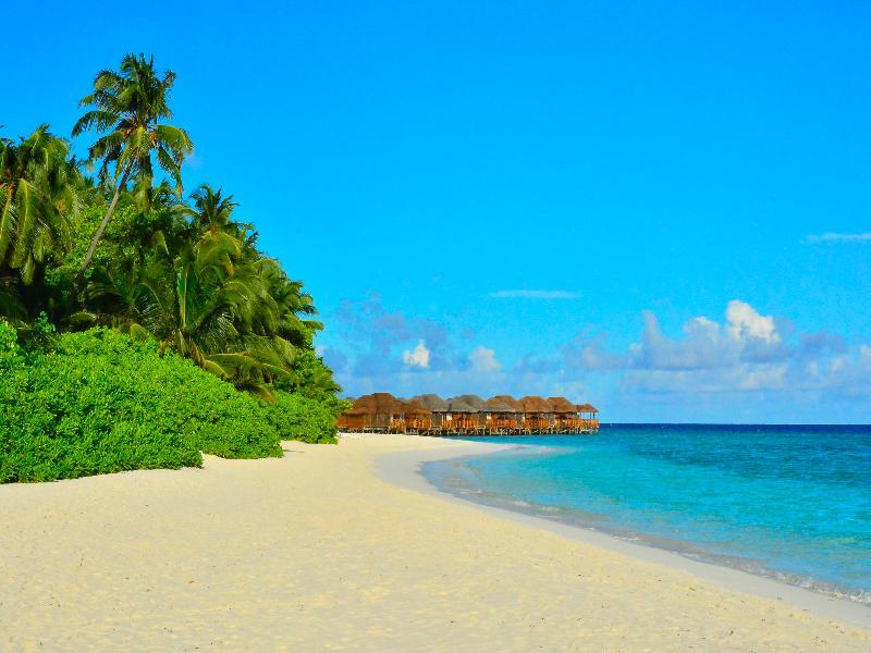 Fihalhohi Maldives 4*
